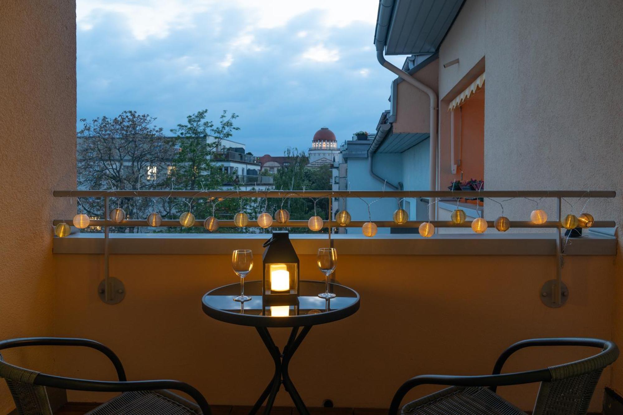 Home Shanti - Studio, Suedvorstadt, Balkon, Tv Leipzig Eksteriør billede
